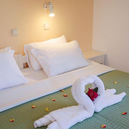 Litinas Apartments With Pool Agia Marina Buitenkant foto