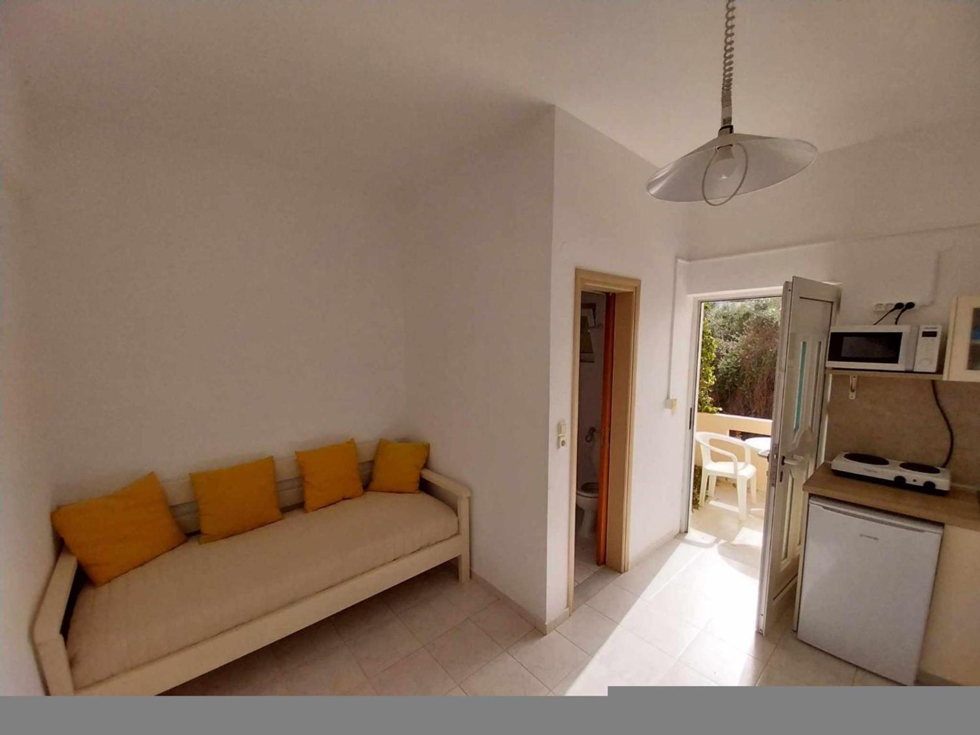 Litinas Apartments With Pool Agia Marina Buitenkant foto