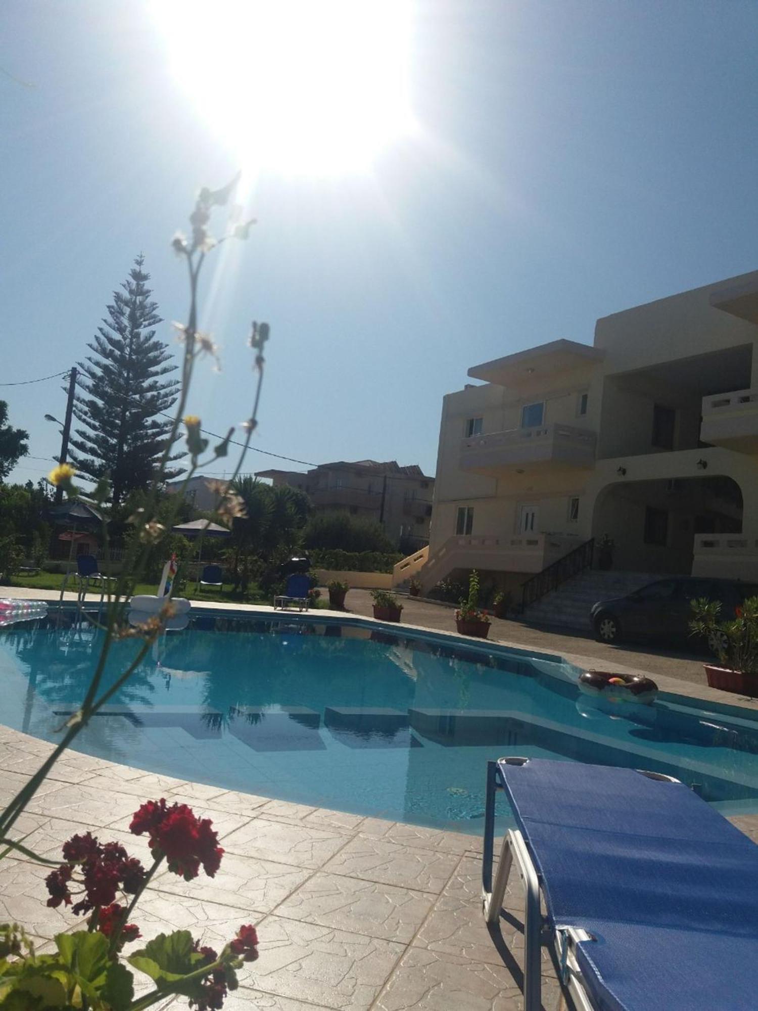 Litinas Apartments With Pool Agia Marina Buitenkant foto
