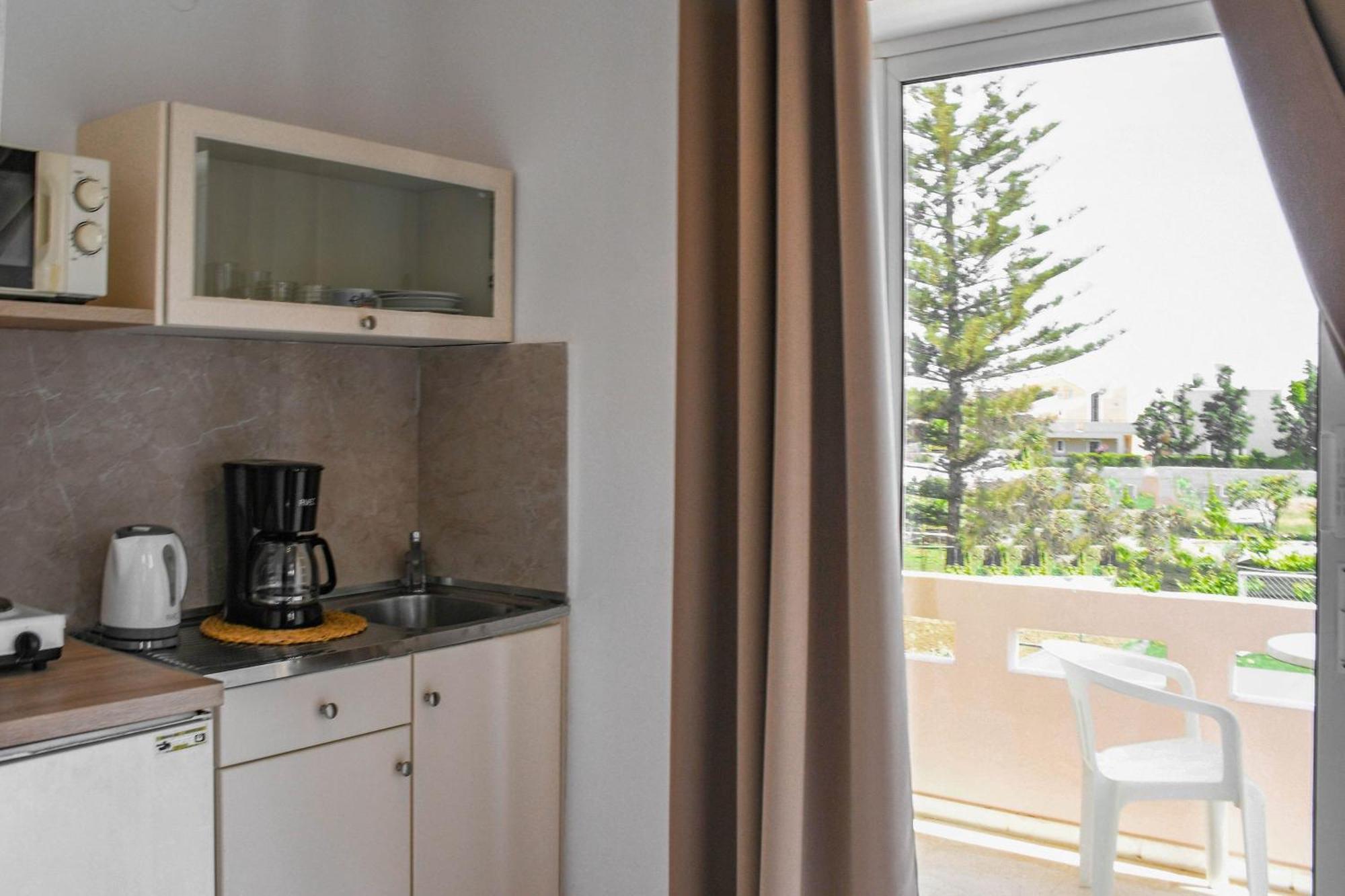 Litinas Apartments With Pool Agia Marina Buitenkant foto