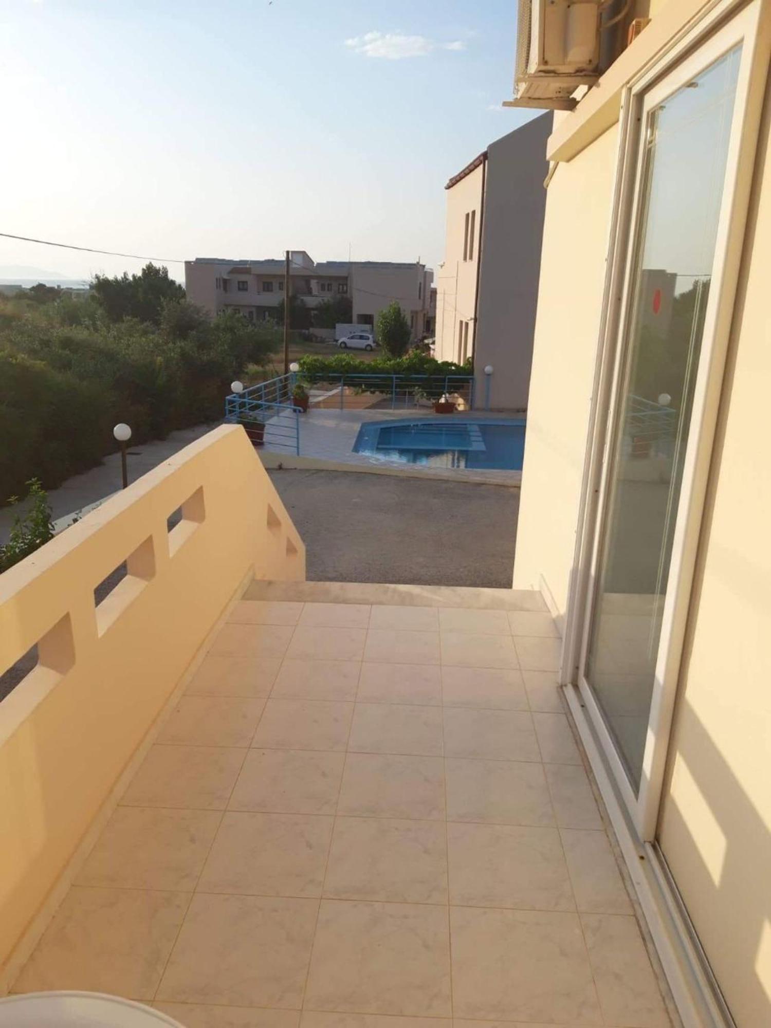 Litinas Apartments With Pool Agia Marina Buitenkant foto